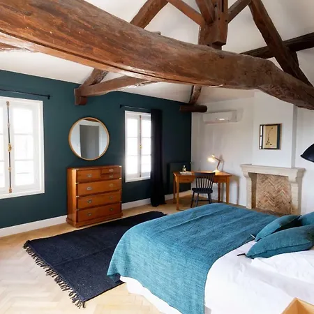 Chateau La Fleur De Bouard *