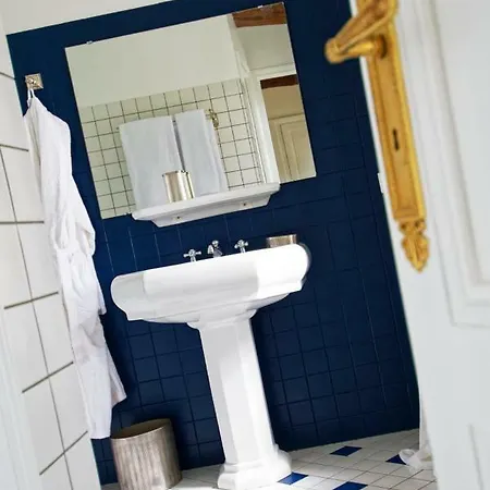 Chateau La Fleur De Bouard *